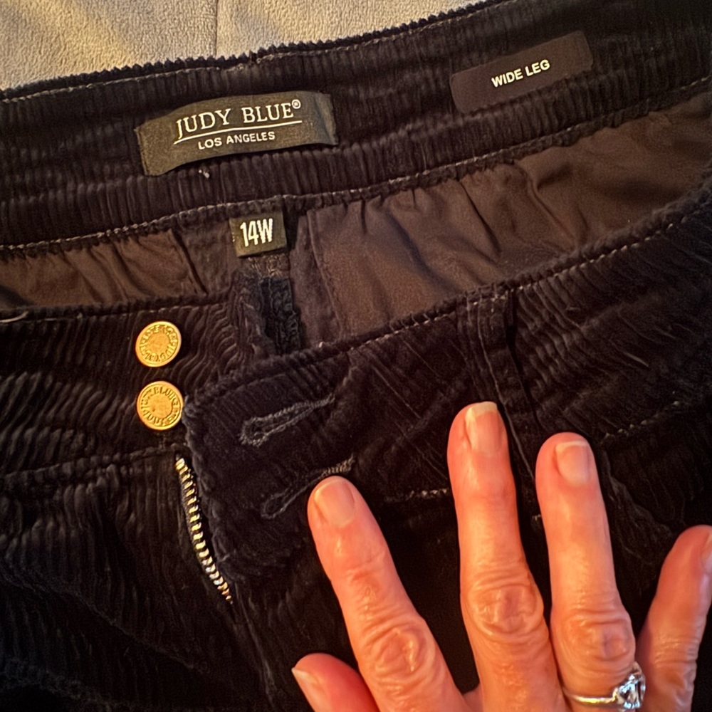 Judy Dark Green Flare Corduroy Jeans with Wide Leg Design